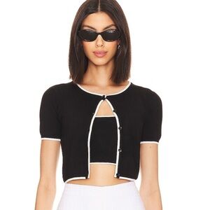 Crop top cardi cami set
MAJORELLE